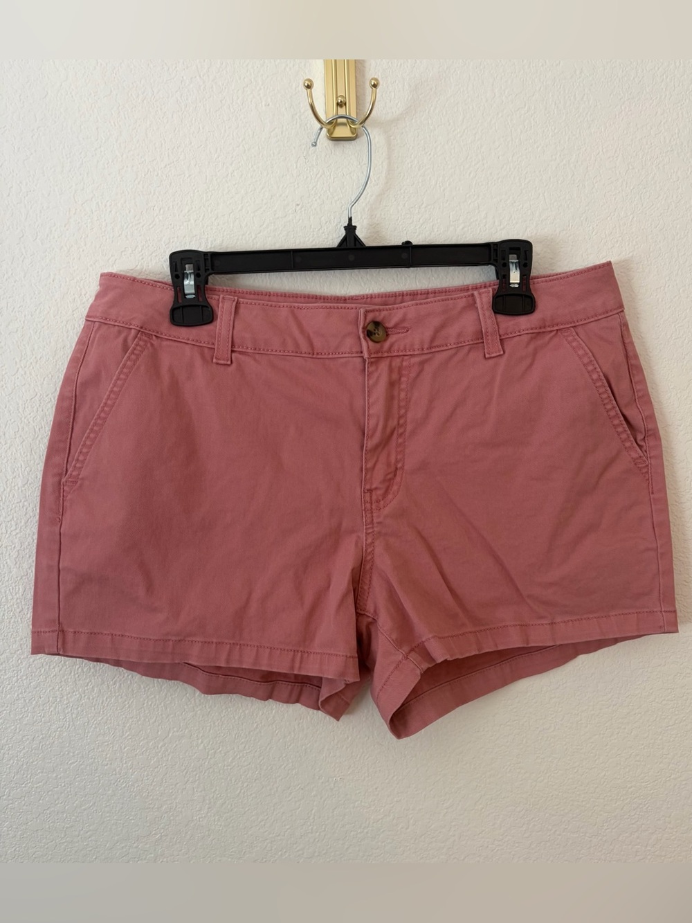 Women’s Casual Pink Chino Shorts Size 12